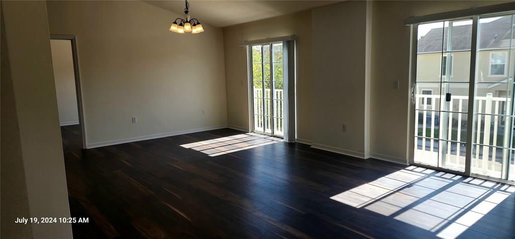 For Rent: $1,750 (2 beds, 2 baths, 1176 Square Feet)