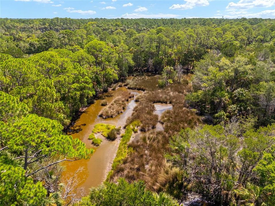 На продажу: $250,000 (24.75 acres)