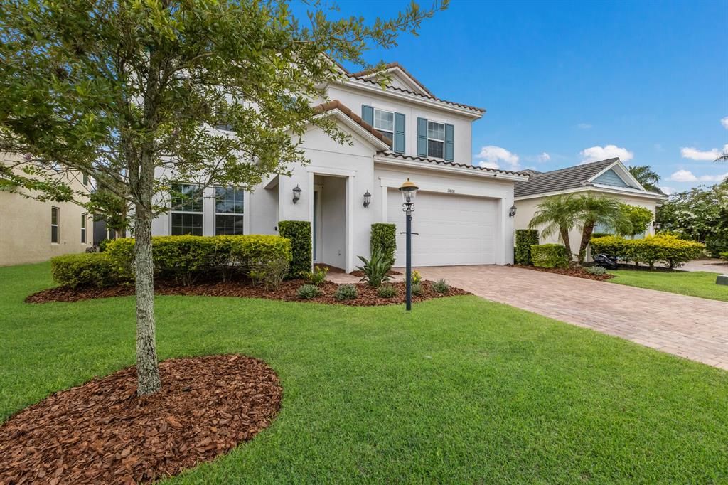 Active With Contract: $839,900 (5 beds, 3 baths, 2842 Square Feet)