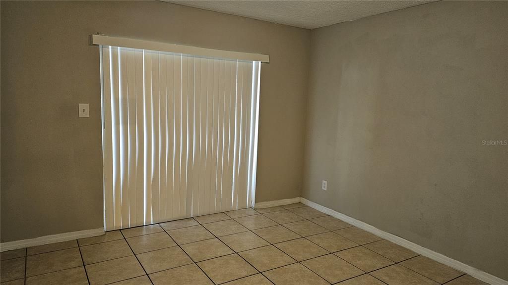 For Sale: $145,900 (2 beds, 2 baths, 1118 Square Feet)