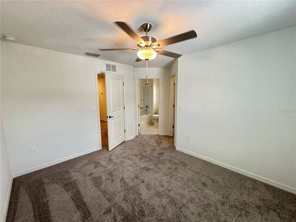 For Rent: $1,700 (2 beds, 2 baths, 1554 Square Feet)