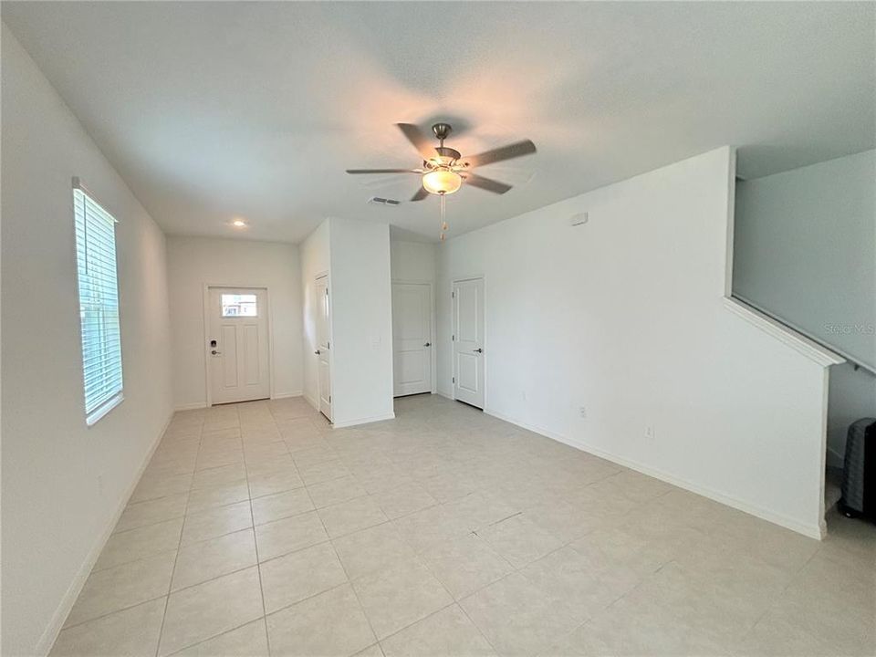 For Rent: $1,700 (2 beds, 2 baths, 1554 Square Feet)