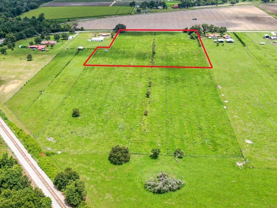 На продажу: $325,000 (6.38 acres)