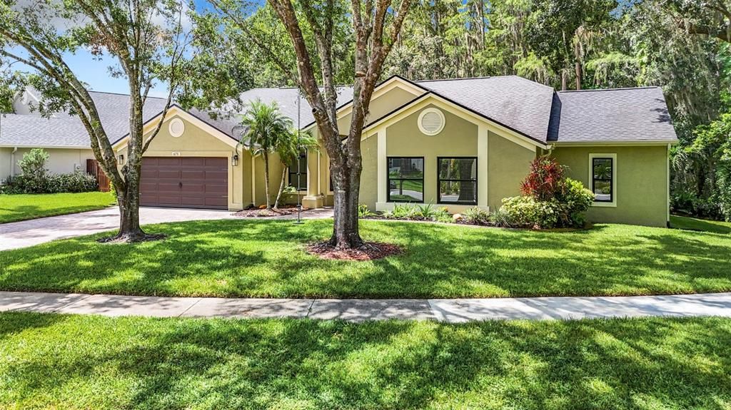 Active With Contract: $699,900 (3 beds, 2 baths, 2316 Square Feet)