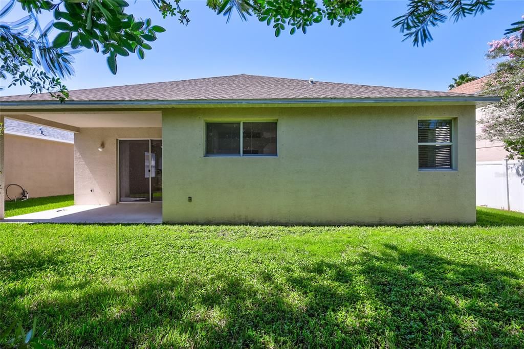 Active With Contract: $350,000 (3 beds, 2 baths, 2035 Square Feet)