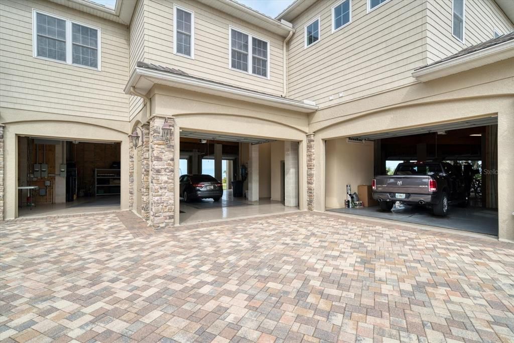 12 hurricane garage doors