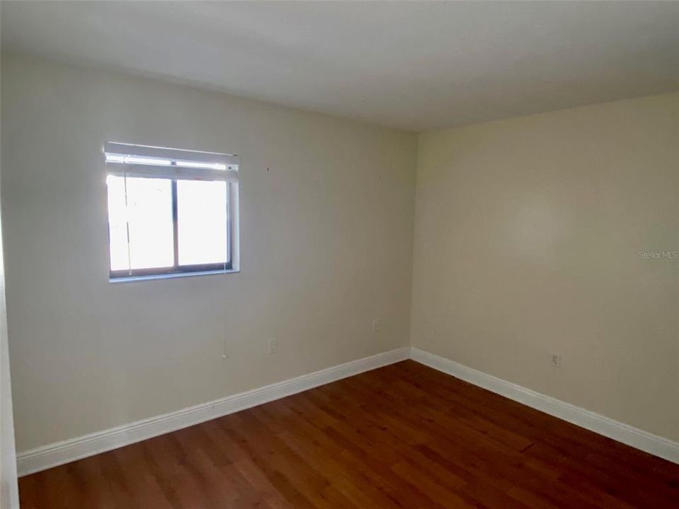 Active With Contract: $1,800 (2 beds, 2 baths, 1065 Square Feet)