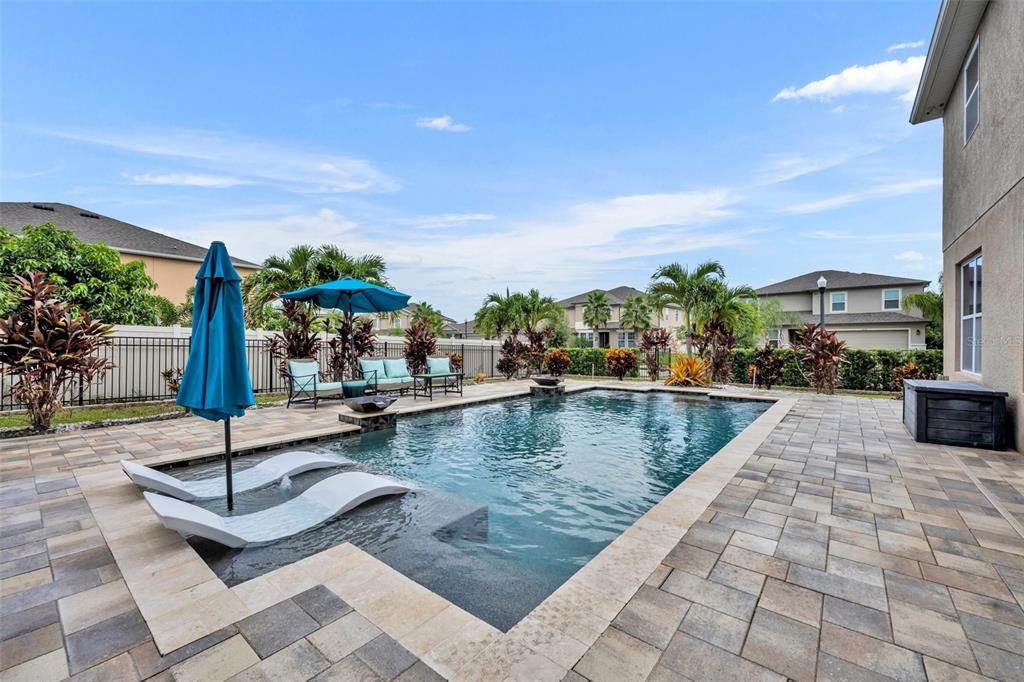 Active With Contract: $779,900 (5 beds, 3 baths, 4768 Square Feet)