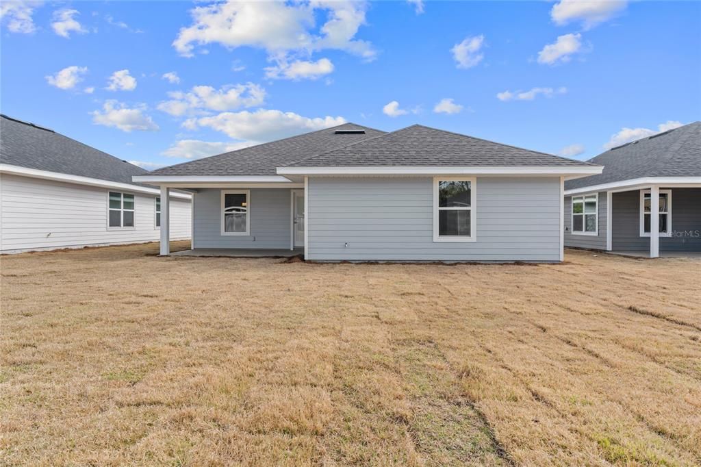 Active With Contract: $301,150 (3 beds, 2 baths, 1368 Square Feet)