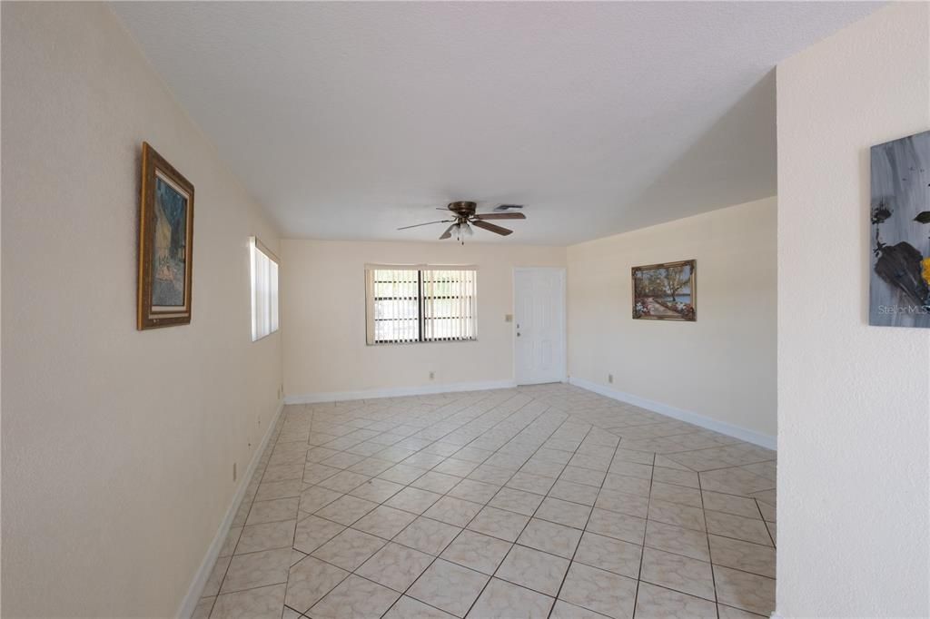 For Sale: $550,000 (4 beds, 2 baths, 2192 Square Feet)