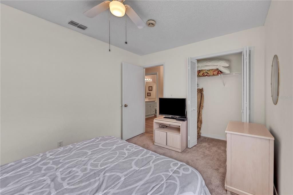 Active With Contract: $380,000 (4 beds, 2 baths, 1749 Square Feet)