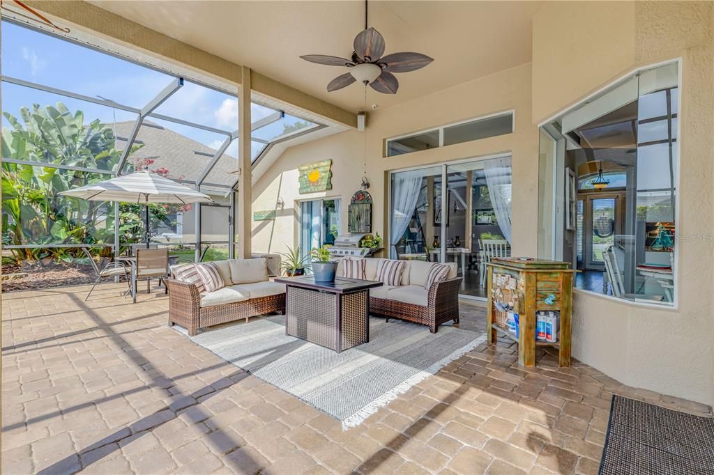 Active With Contract: $615,000 (4 beds, 2 baths, 2506 Square Feet)