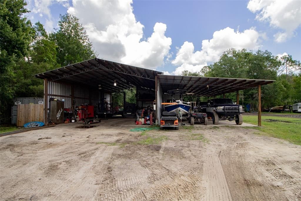 Active With Contract: $310,000 (3 beds, 2 baths, 1568 Square Feet)