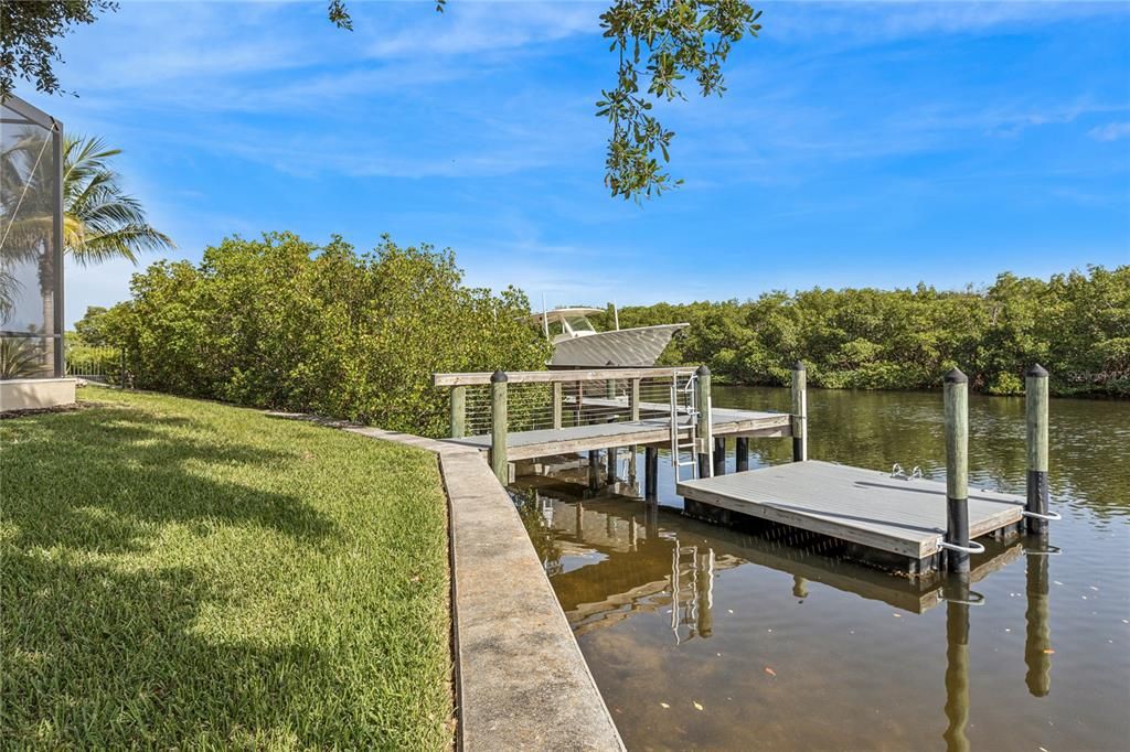 For Sale: $1,799,900 (3 beds, 2 baths, 2807 Square Feet)