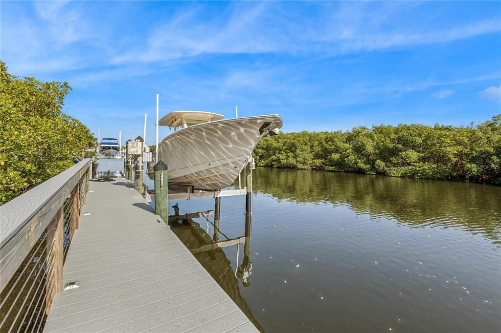 For Sale: $1,799,900 (3 beds, 2 baths, 2807 Square Feet)