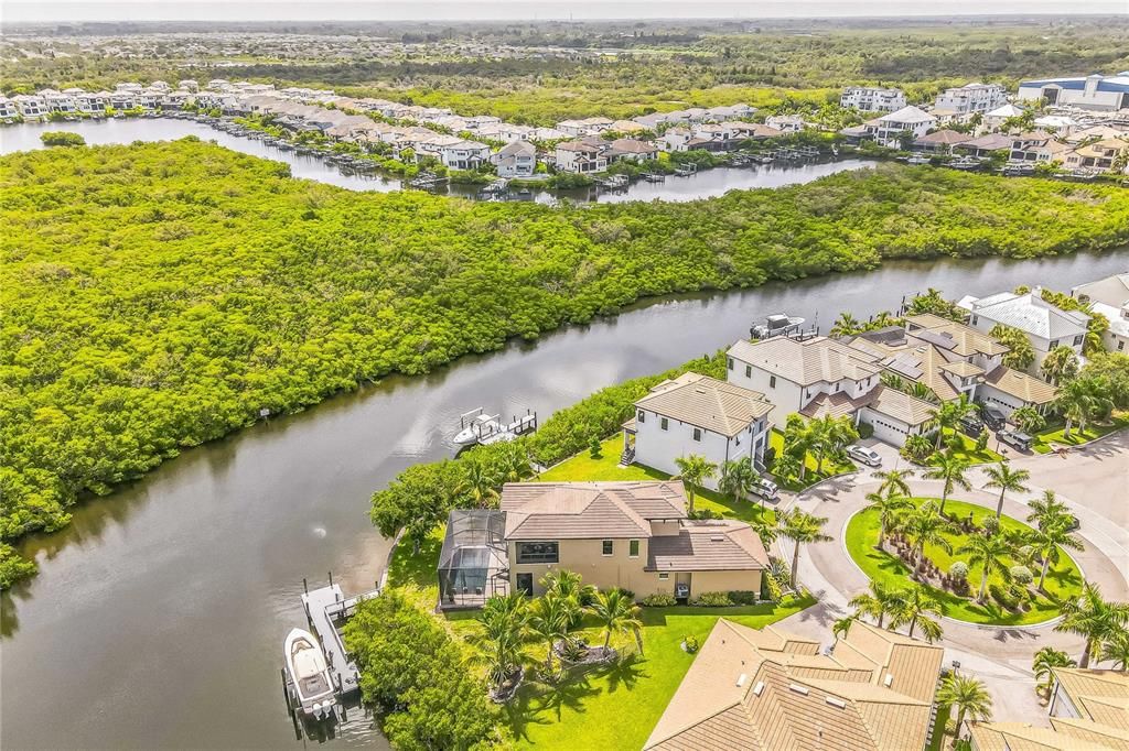 For Sale: $1,799,900 (3 beds, 2 baths, 2807 Square Feet)