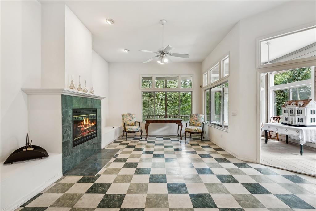 Family Room & Fireplace