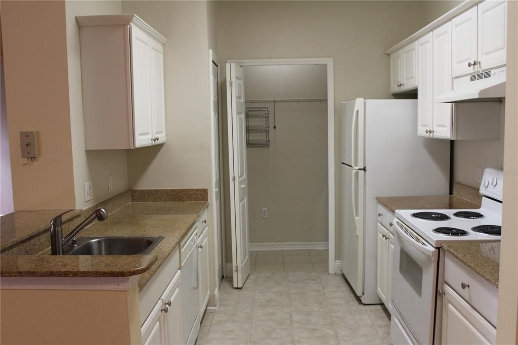 Kitchen/Laundry Closet