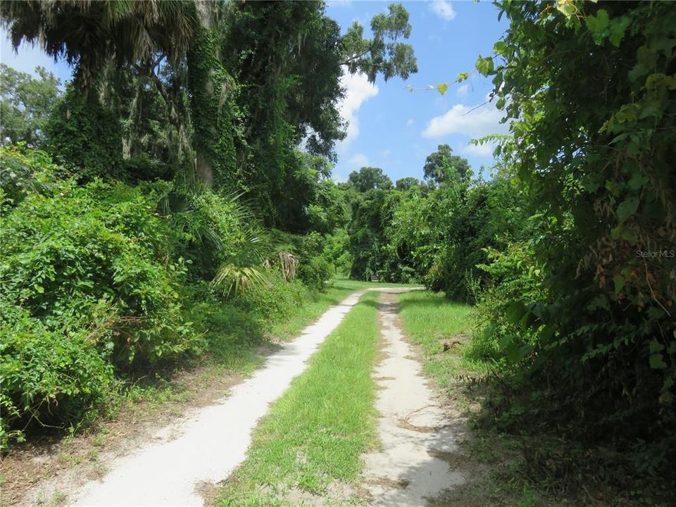 En Venta: $29,875 (0.23 acres)