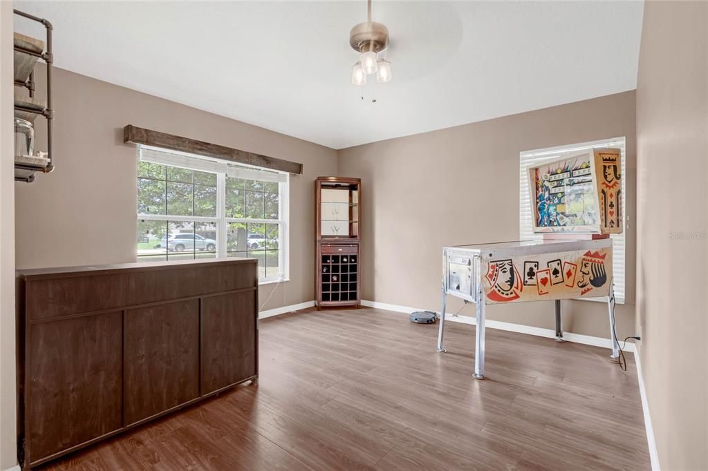 Formal living room/flex space