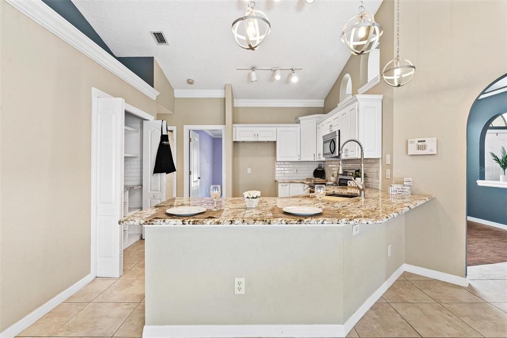 Kitchen with Breakfast Bar