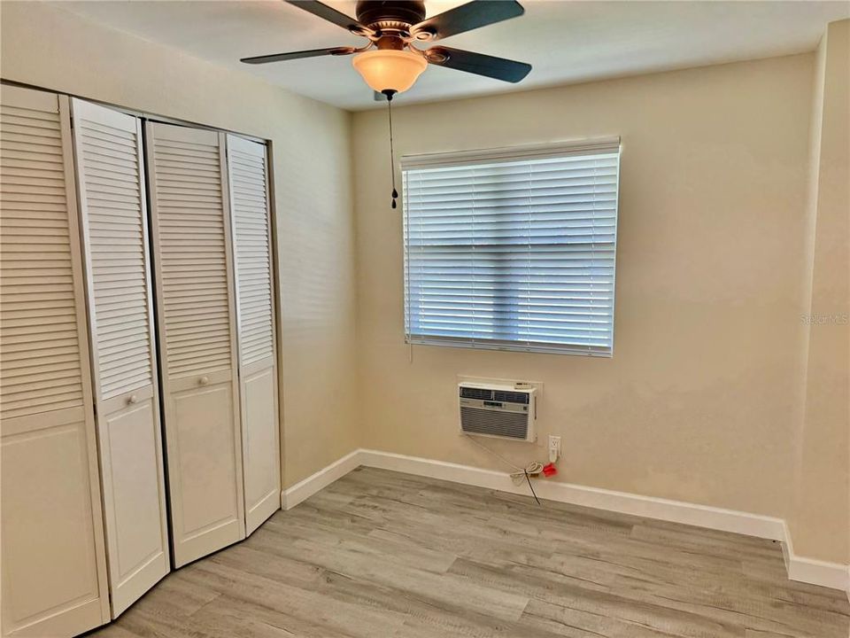 For Sale: $449,000 (3 beds, 2 baths, 1300 Square Feet)