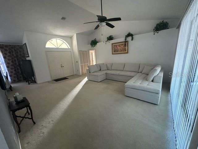 For Rent: $6,500 (3 beds, 2 baths, 2377 Square Feet)