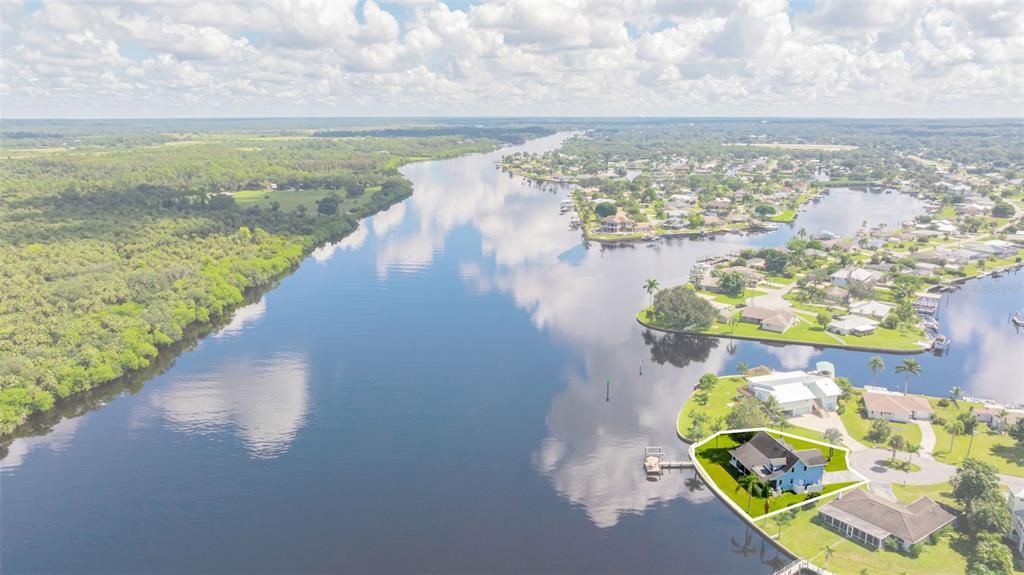 For Sale: $989,000 (3 beds, 3 baths, 2733 Square Feet)