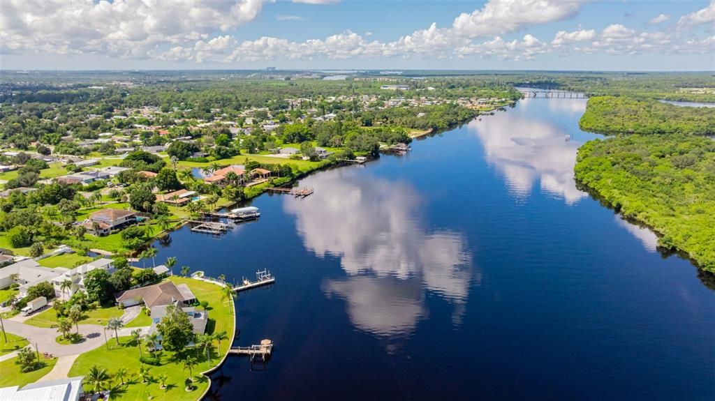 For Sale: $989,000 (3 beds, 3 baths, 2733 Square Feet)