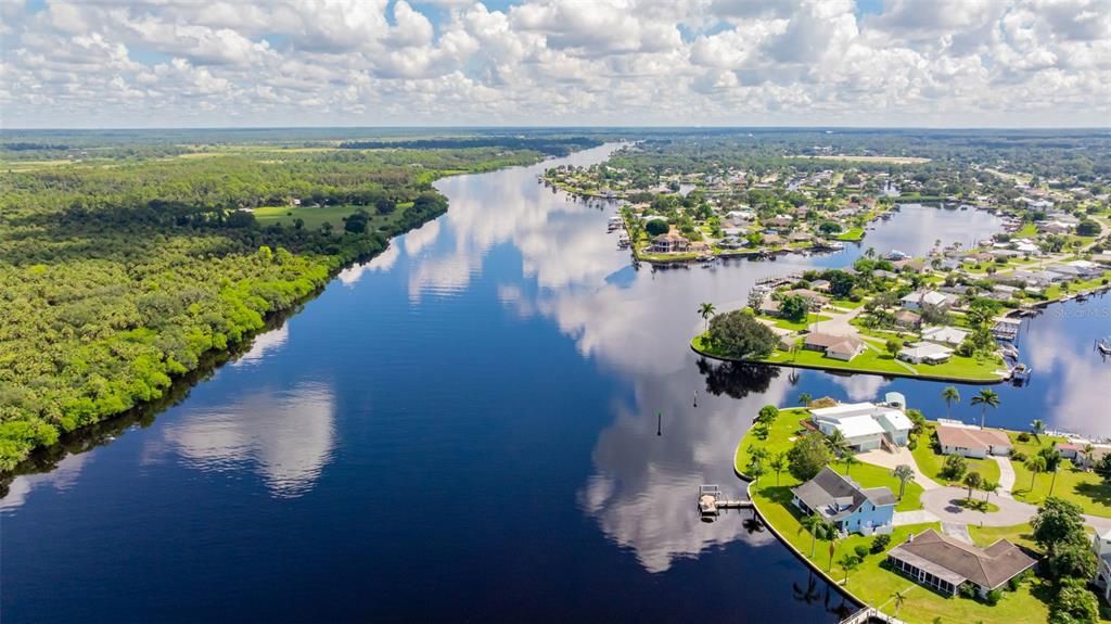 For Sale: $989,000 (3 beds, 3 baths, 2733 Square Feet)