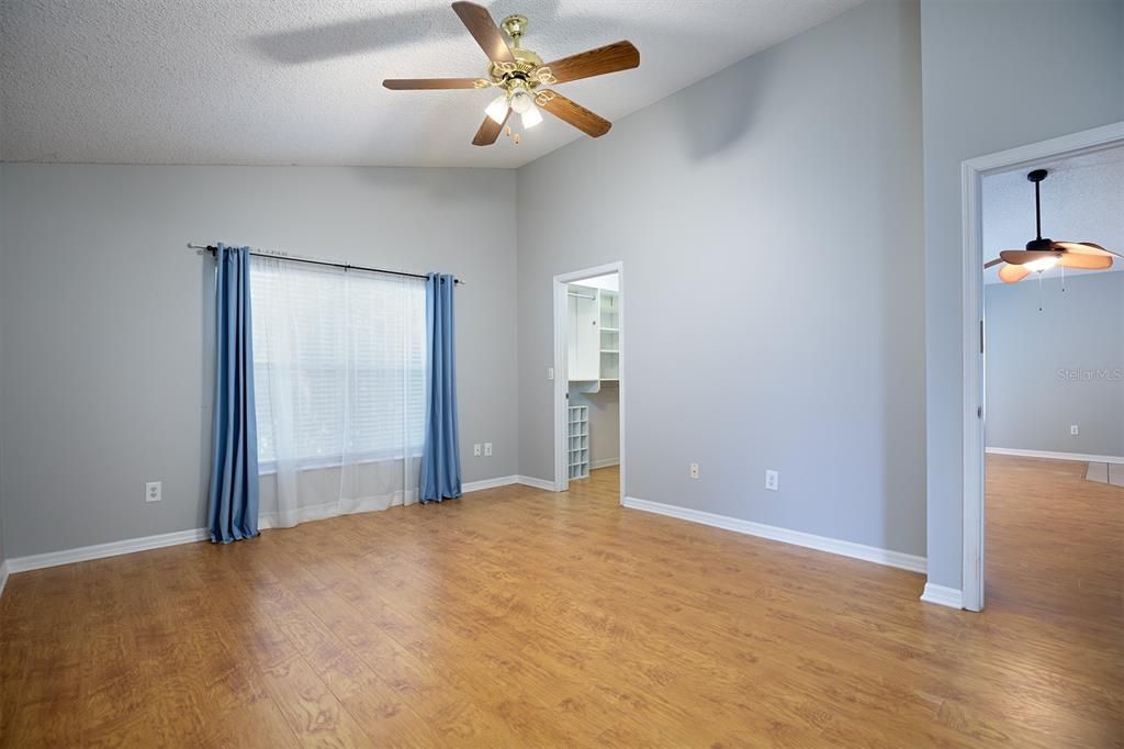 Split bedroom allows for privacy and a sought-after floor plan