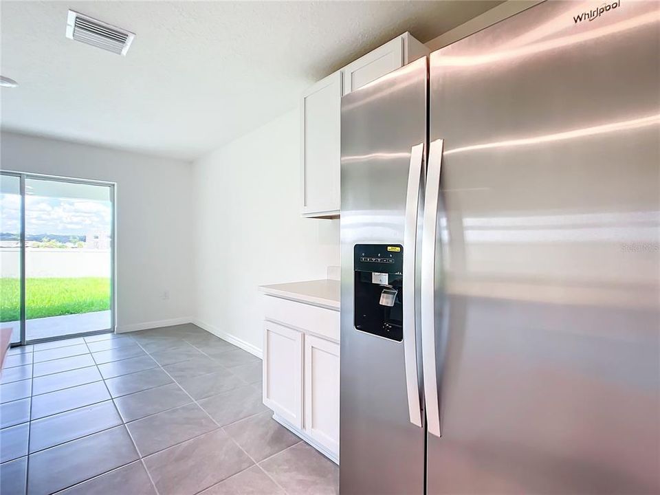 Active With Contract: $1,999 (4 beds, 2 baths, 1828 Square Feet)