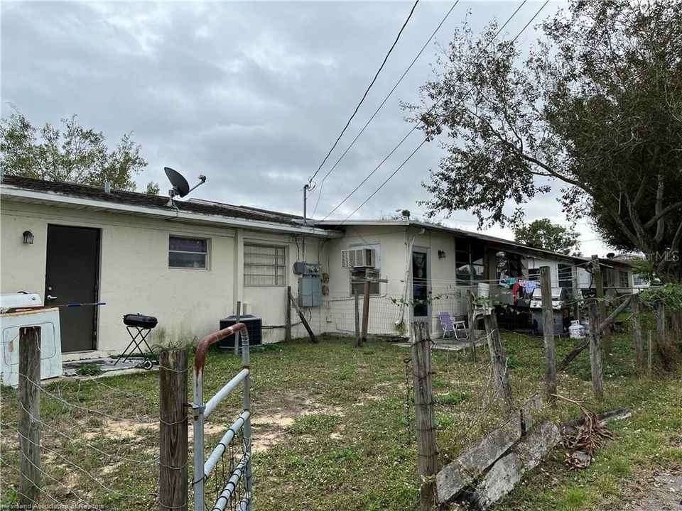 For Sale: $250,000 (4 beds, 2 baths, 1568 Square Feet)