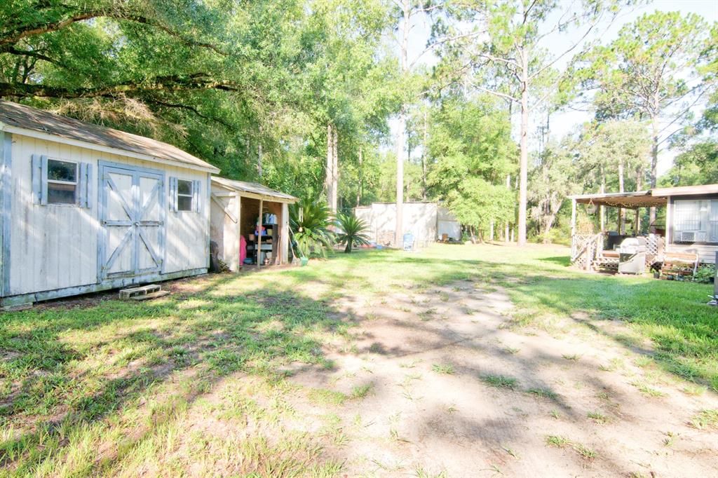 Active With Contract: $225,000 (3 beds, 2 baths, 1670 Square Feet)