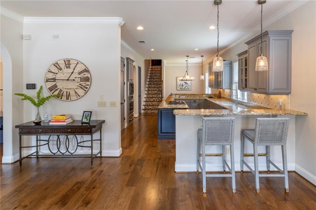 Kitchen with Breakfast Bar