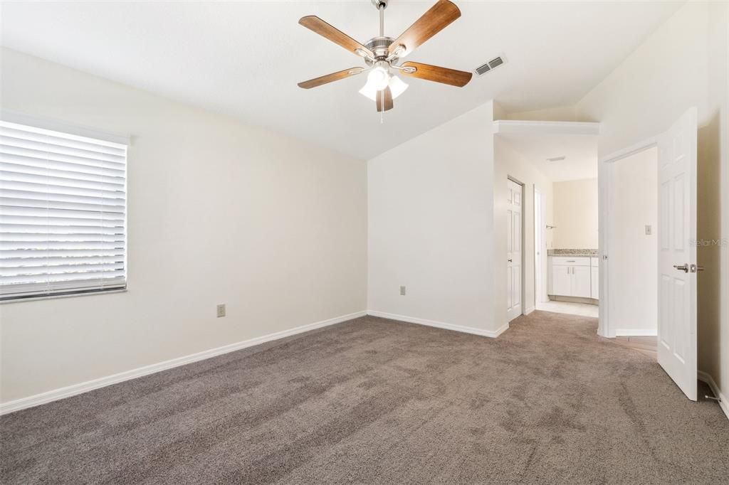 Active With Contract: $329,900 (2 beds, 2 baths, 1377 Square Feet)