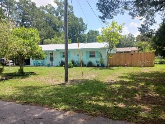 For Sale: $180,000 (3 beds, 1 baths, 1092 Square Feet)