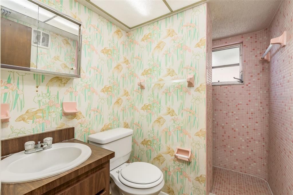 2nd Bathroom