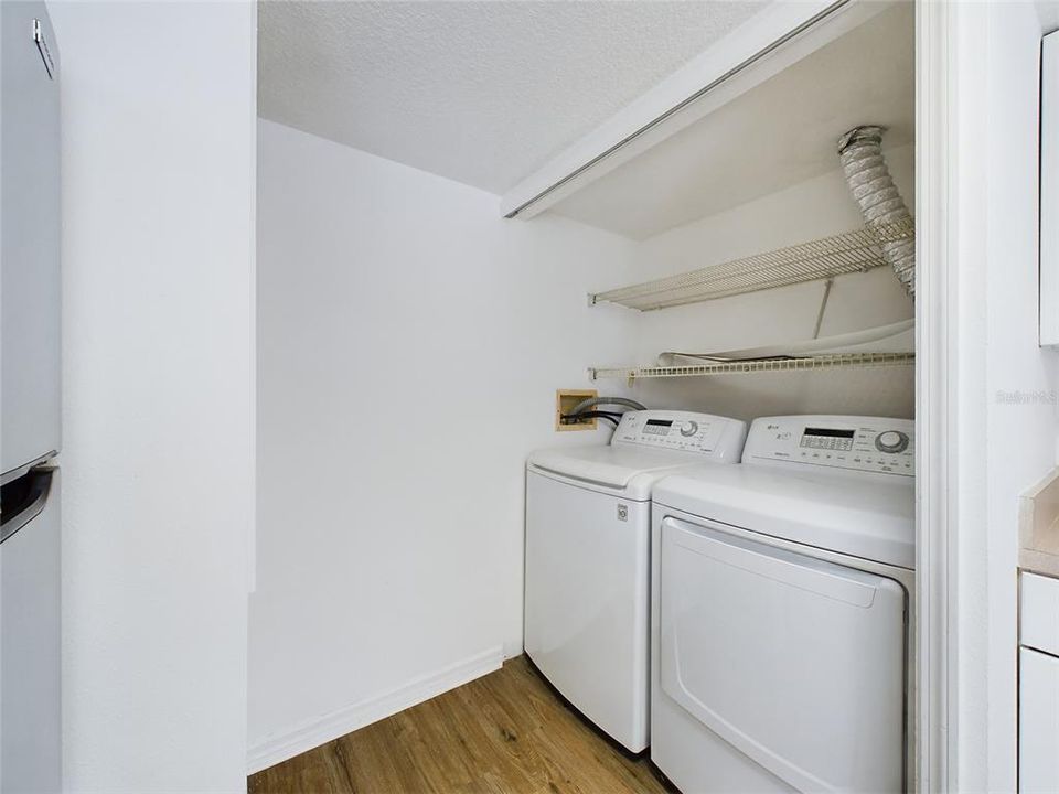 For Rent: $1,600 (3 beds, 2 baths, 1300 Square Feet)