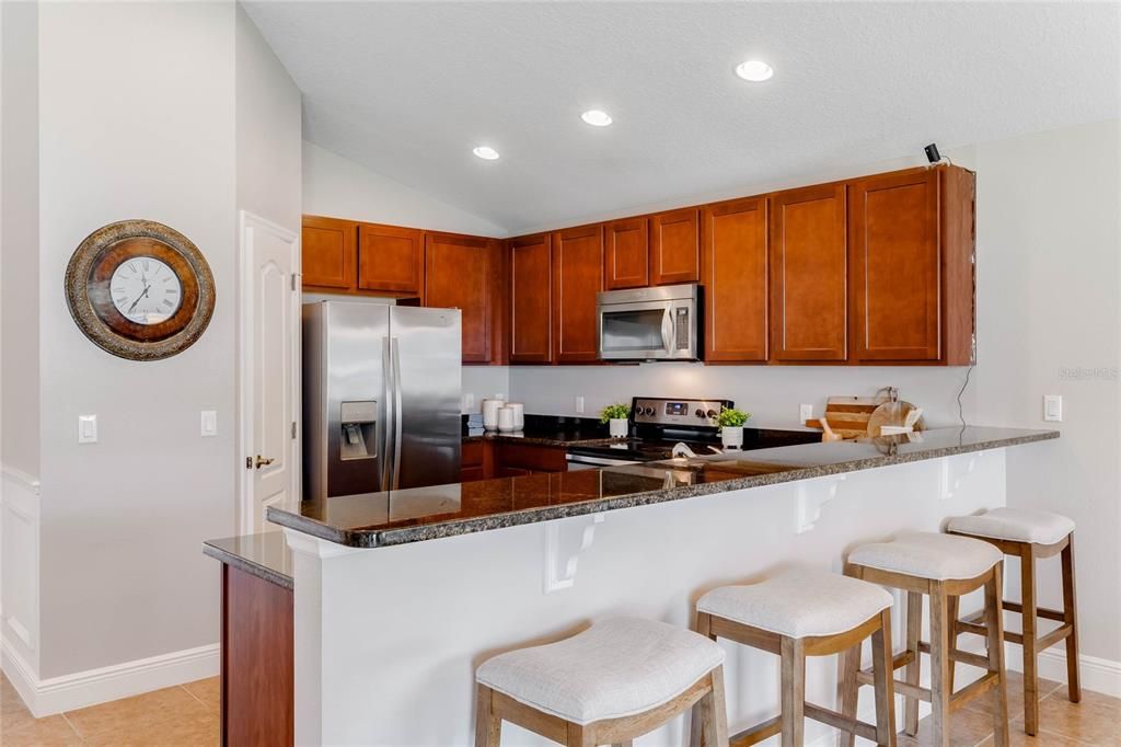 Kitchen with Breakfast Bar