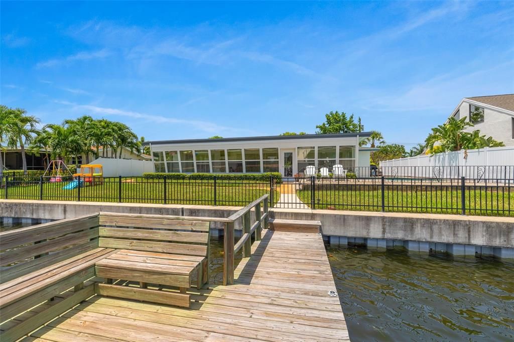 For Sale: $1,800,000 (3 beds, 2 baths, 1965 Square Feet)