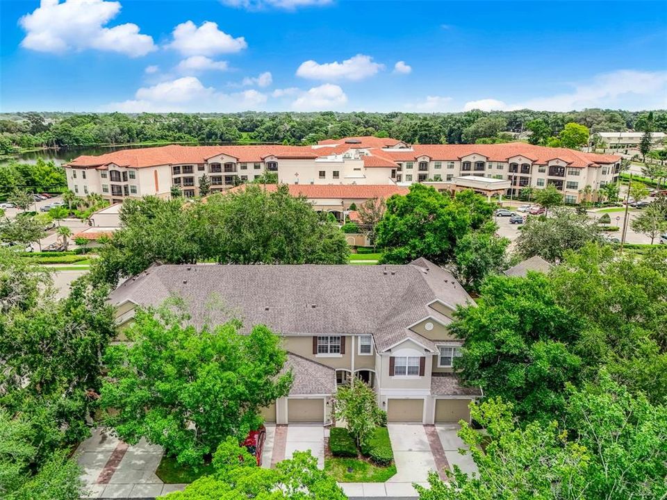 Active With Contract: $335,000 (2 beds, 2 baths, 1550 Square Feet)