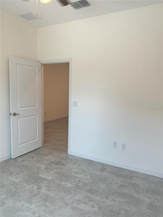 For Rent: $1,950 (3 beds, 2 baths, 1223 Square Feet)