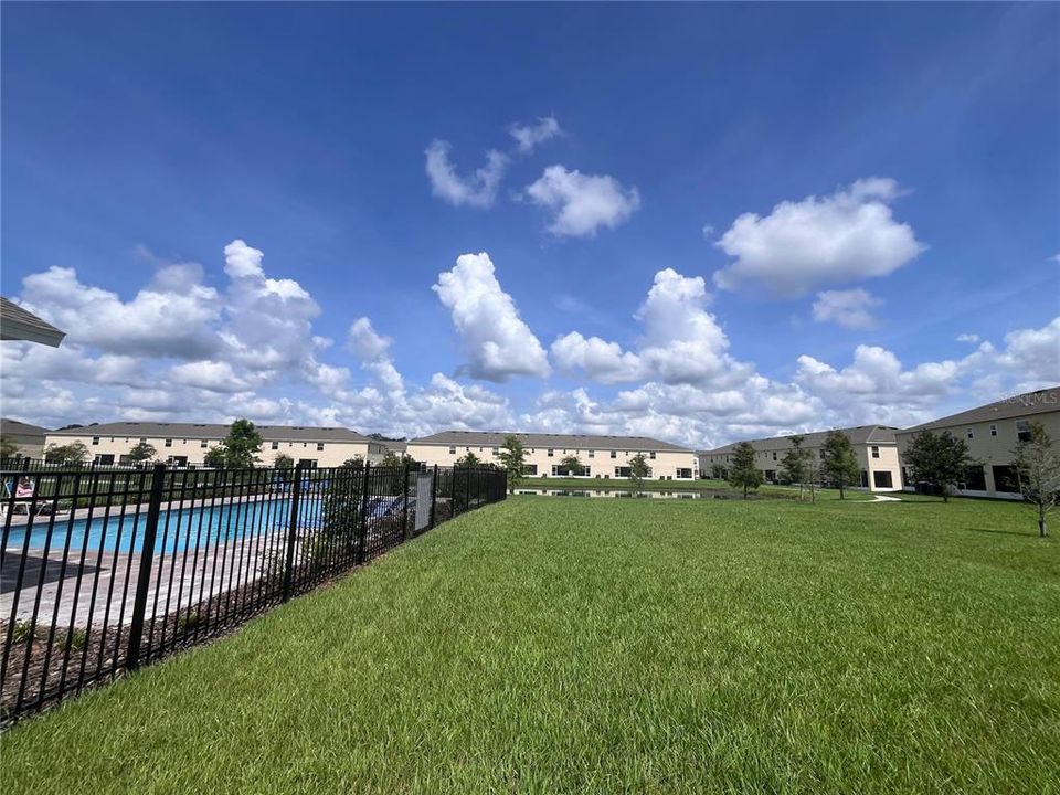 Active With Contract: $2,250 (3 beds, 2 baths, 1762 Square Feet)