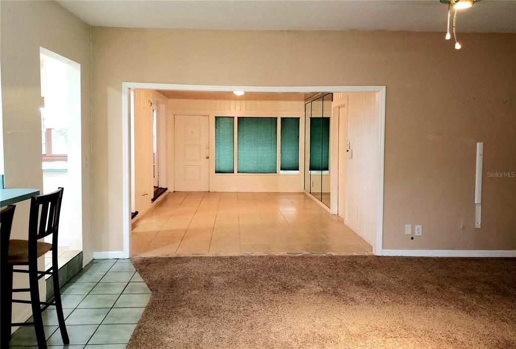 GREAT ROOM / FOYER