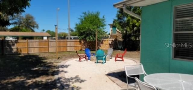 For Rent: $2,300 (2 beds, 2 baths, 1203 Square Feet)