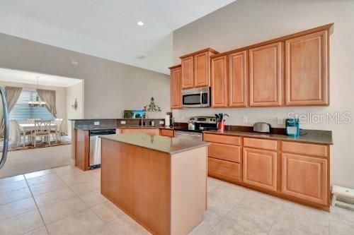 Active With Contract: $429,900 (4 beds, 3 baths, 2179 Square Feet)