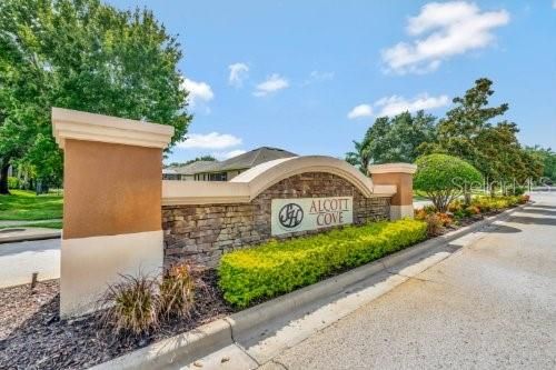 Active With Contract: $429,900 (4 beds, 3 baths, 2179 Square Feet)