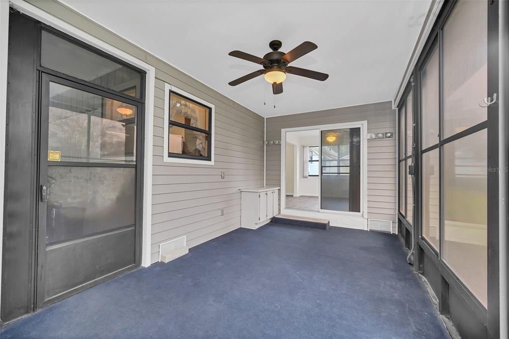 Active With Contract: $208,900 (2 beds, 2 baths, 1272 Square Feet)