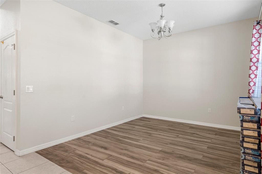 For Sale: $409,000 (3 beds, 2 baths, 2514 Square Feet)